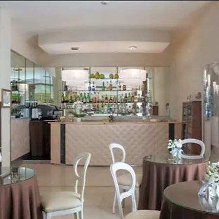 Hotel Ariston 4*