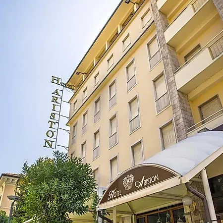 Ariston 4*
